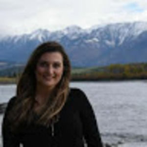 Meet your Posher, Emma